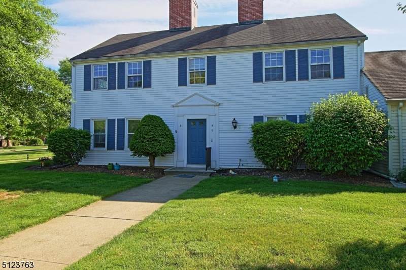 9 Sussex Way - Photo 1