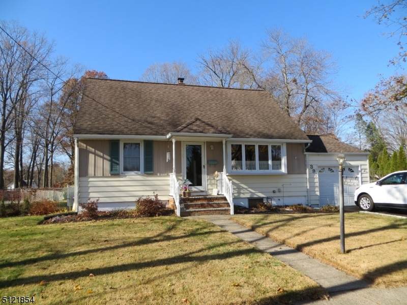 39 Wood St - Photo 1