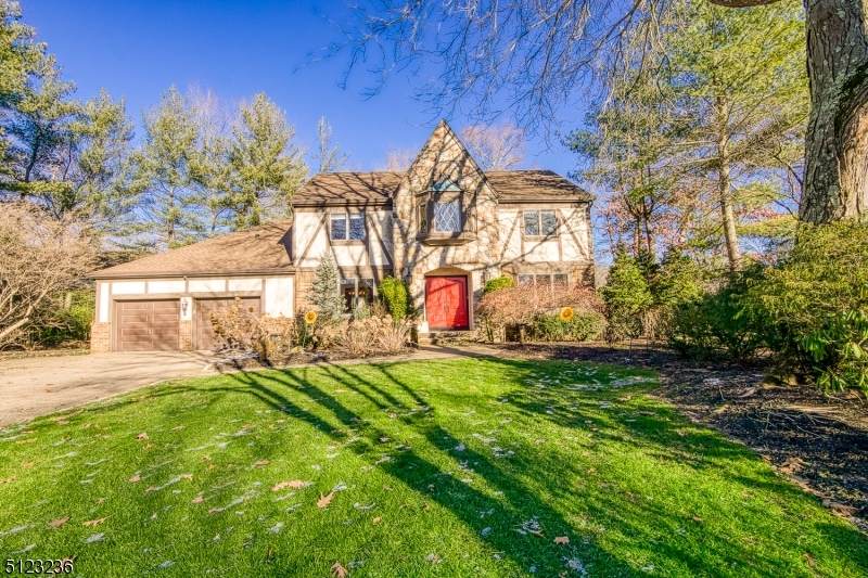 4 Blythewood Ct - Photo 1