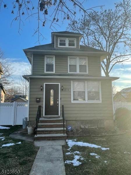 610 Galvin Ave - Photo 1