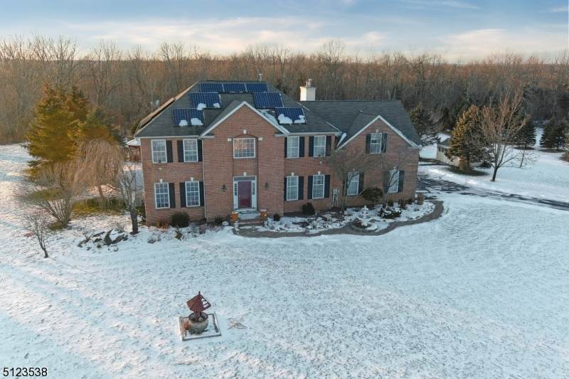 3 Garry Ln - Photo 1