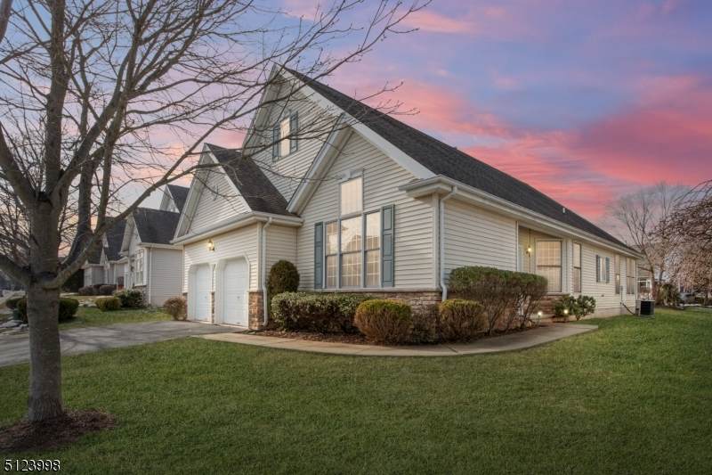 5 Tallman Ln - Photo 1