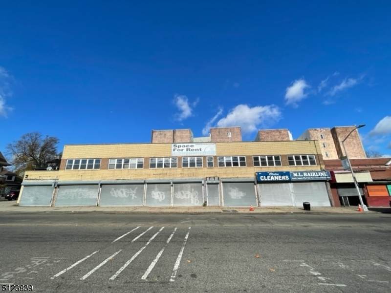 655 Clinton Ave - Photo 1