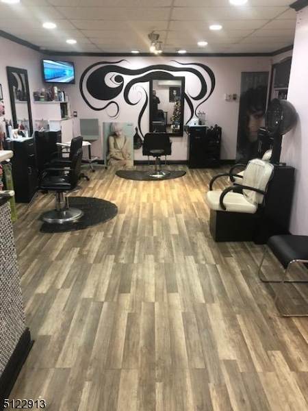 60 W Passaic St - Photo 1