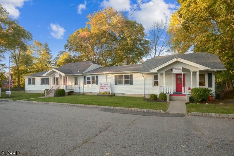 182 Eagle Rock Ave - Photo 1