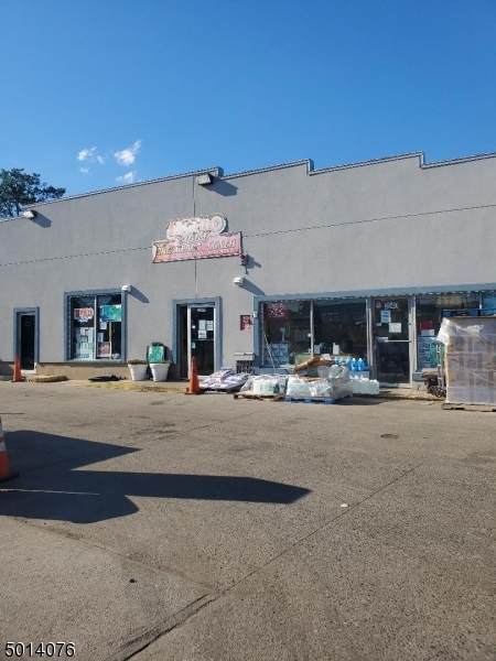 2540 Randolph Ave - Photo 1