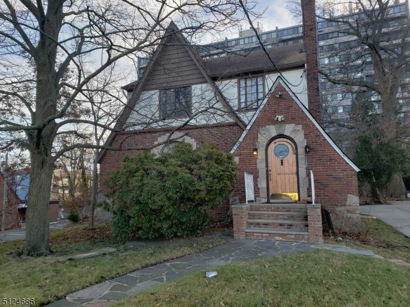 161 Paulison Ave - Photo 1