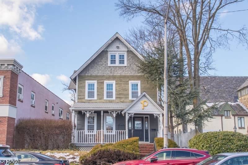 27 Diamond Spring Road - Photo 1