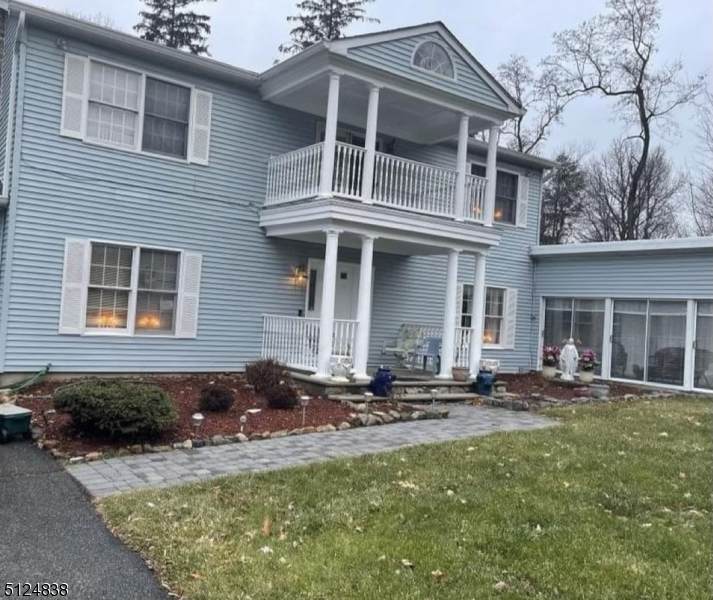 376 Stanhope Rd - Photo 1