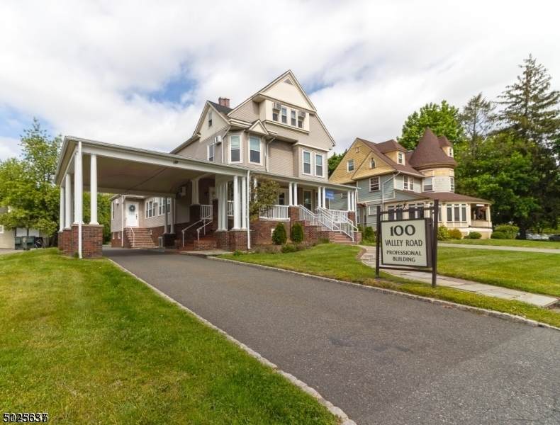 100 Valley Rd - Photo 1