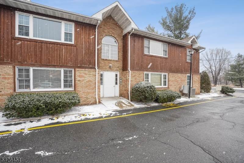 130 Sherwood Avenue Unit 2 - Photo 1