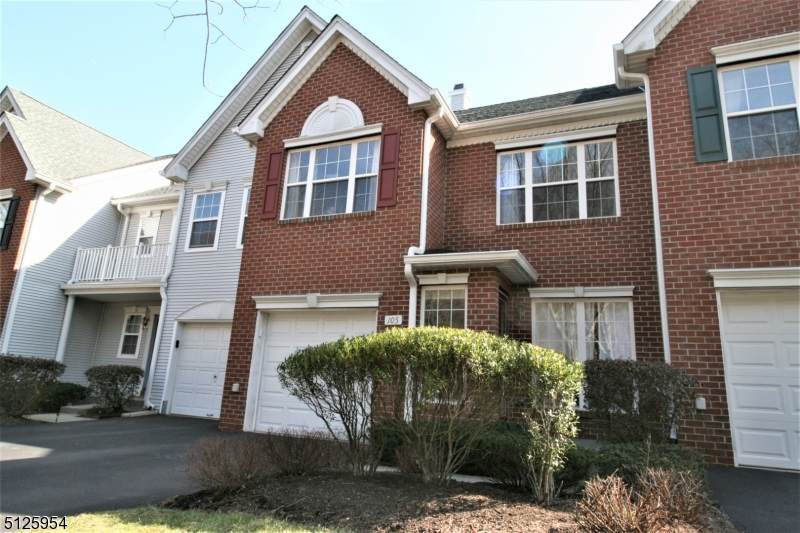 105 Springhouse Dr - Photo 1