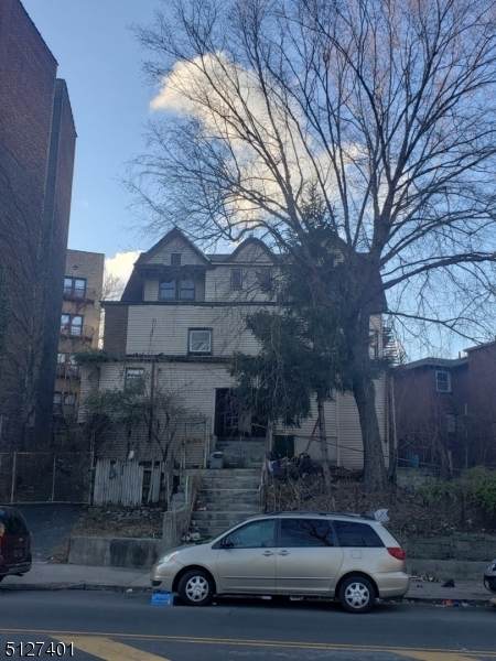 565 Elizabeth - Photo 1