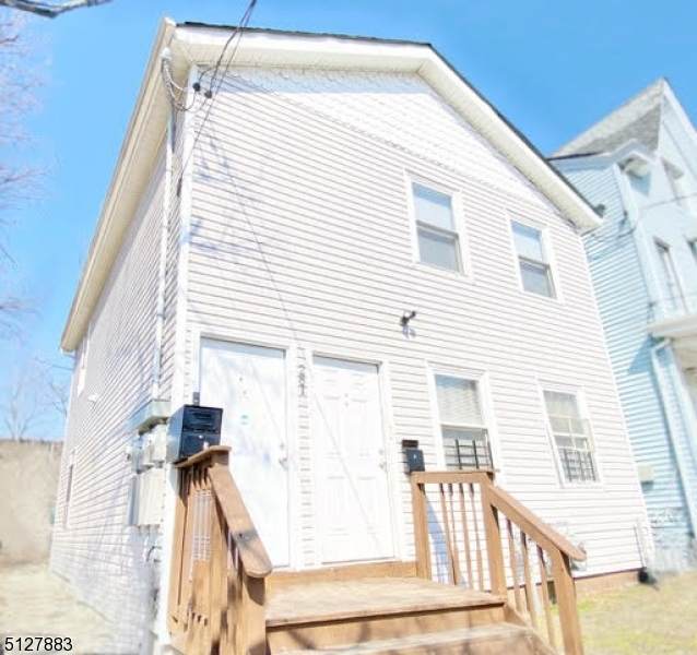 281 Presidential Blvd - Photo 1