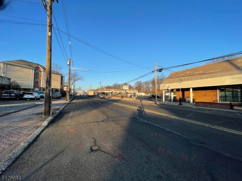 7 South Ave - Photo 1