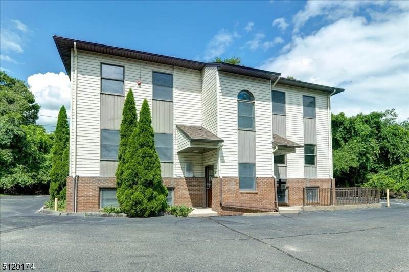 48 Ringwood Ave - Suite B - Photo 1