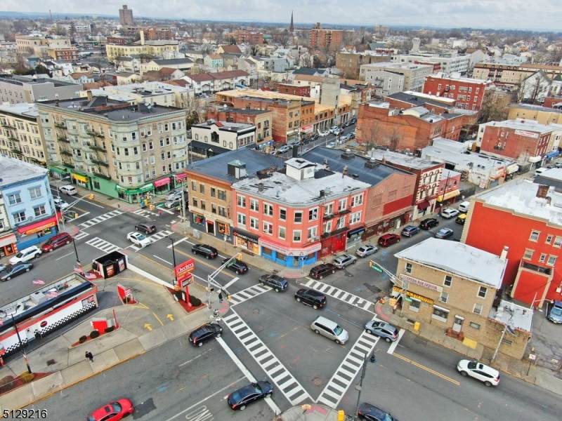 291 Market St - Photo 1