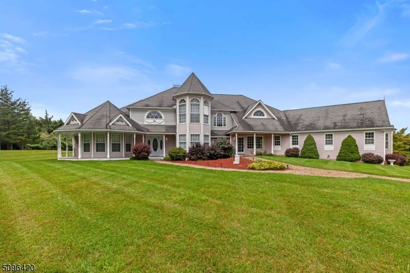 935 Potters Rd - Photo 1
