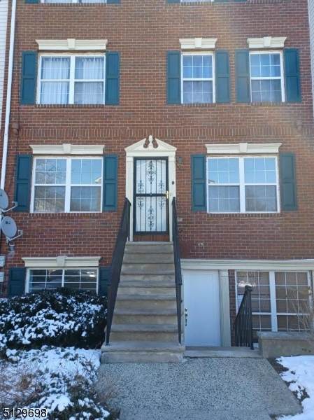 262 Matthews Dr - Photo 1