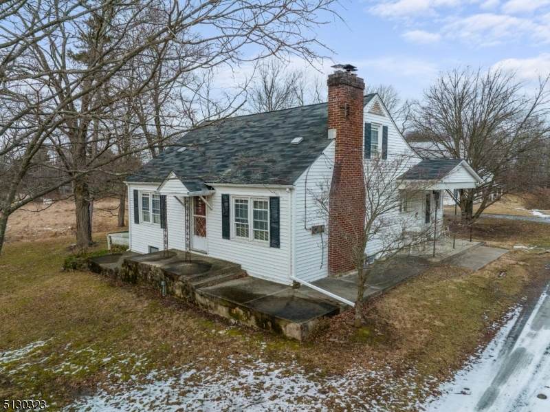 61 Leffler Hill Rd - Photo 1