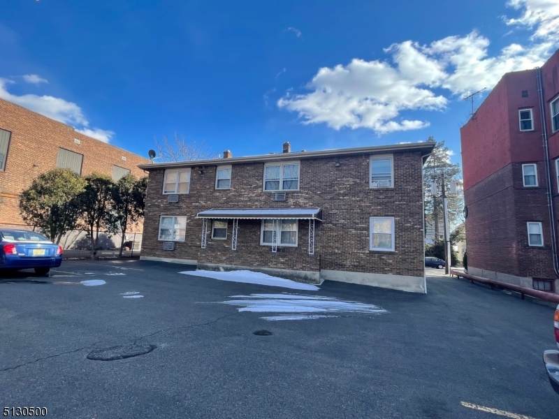 74 Union Ave - Photo 1