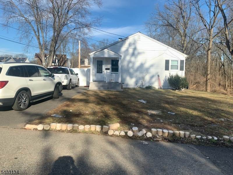 4 Griggs Pl - Photo 1