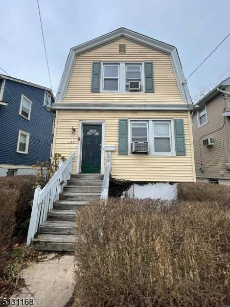 144 Laurel Ave - Photo 1