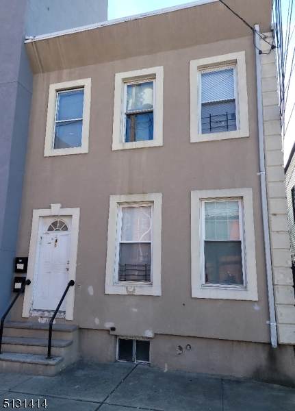 41 Ann St - Photo 1