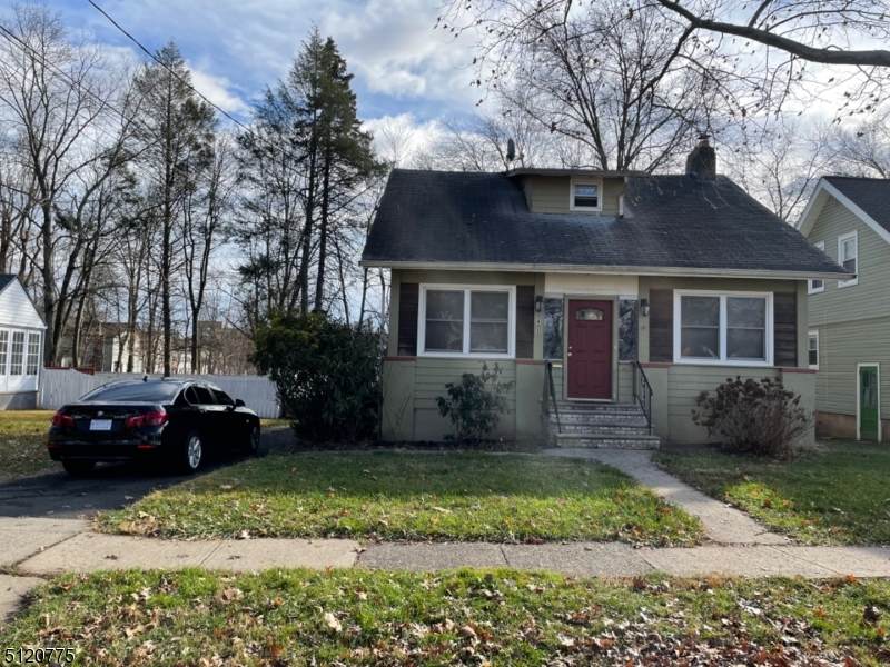 1413 Myrtle Ave - Photo 1