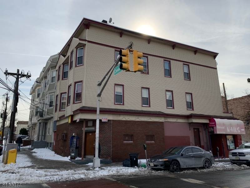 530 W Side Ave - Photo 1