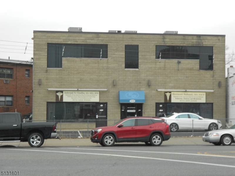 539 Bloomfield Ave Suite 4 - Photo 1