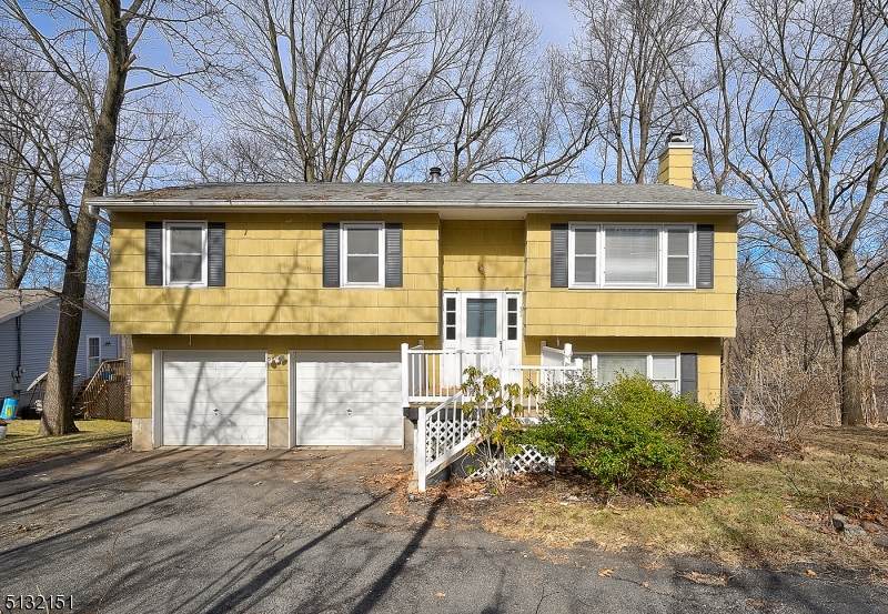 31 White Birch Rd - Photo 1