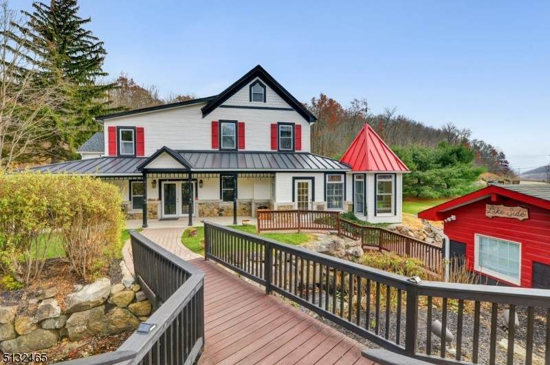 1093 Greenwood Lake Tpke - Photo 1