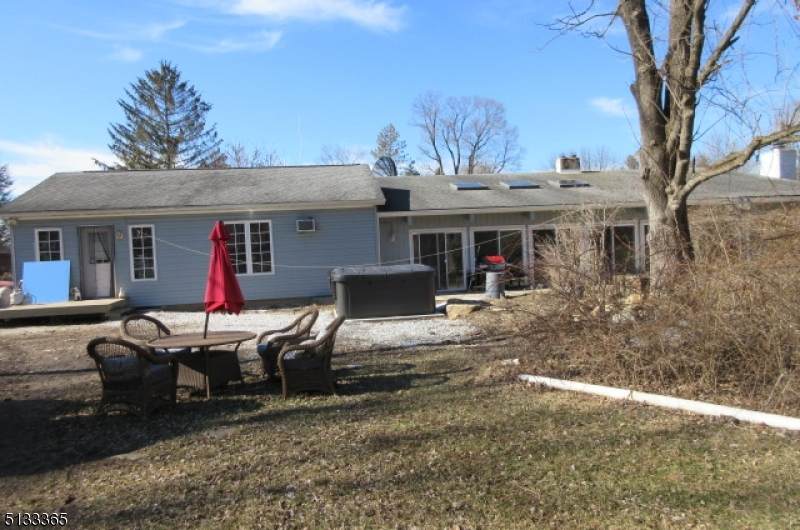 13 Main St - Photo 1