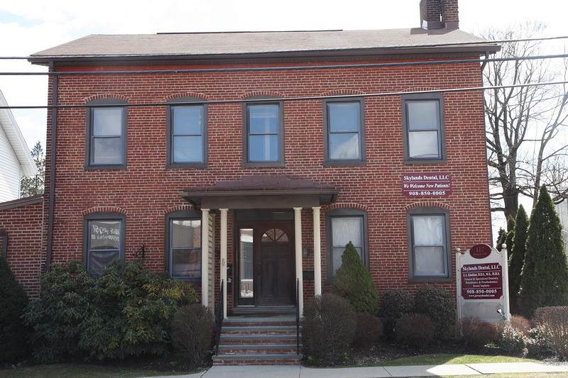 117 Grand Ave - Photo 1