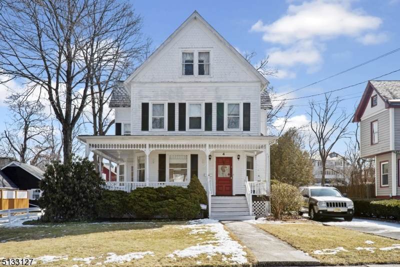 4 Franklin St - Photo 1