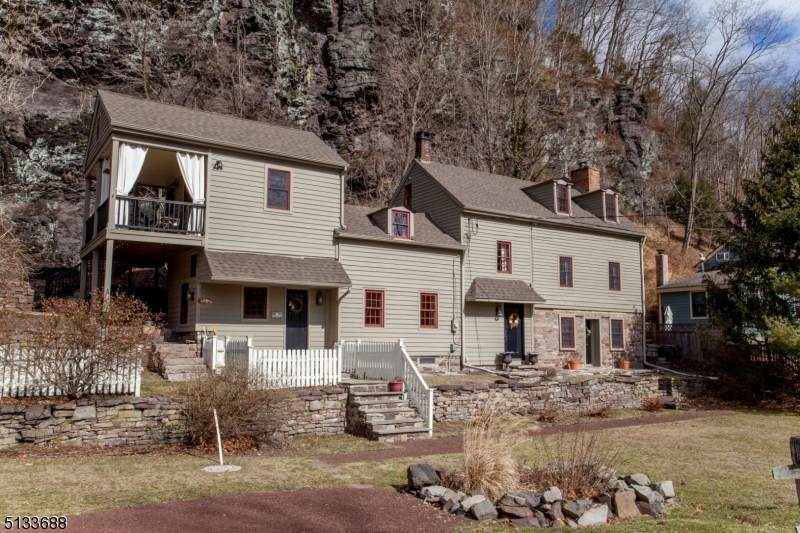 2204 Daniel Bray Hwy - Photo 1