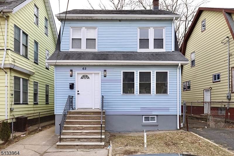 62 Mountain View Ave - Photo 1