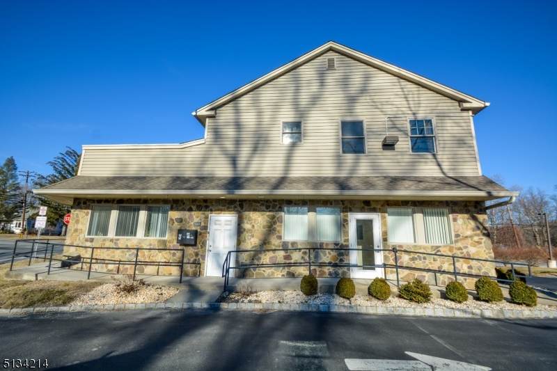 544 Mount Hope Rd - Photo 1