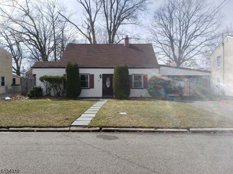 38 Hillcrest Ave - Photo 1