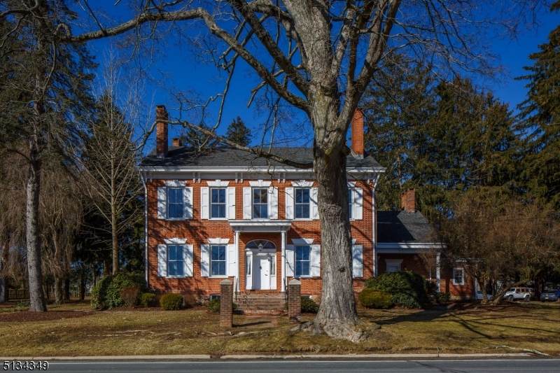 807 High St - Photo 1