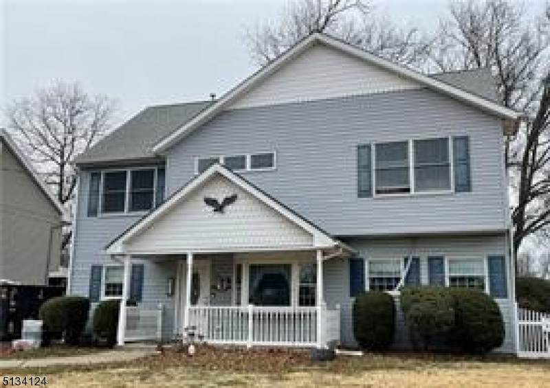 384 Fairview Ave - Photo 1