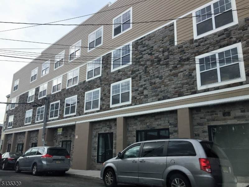 61 Park - Photo 1