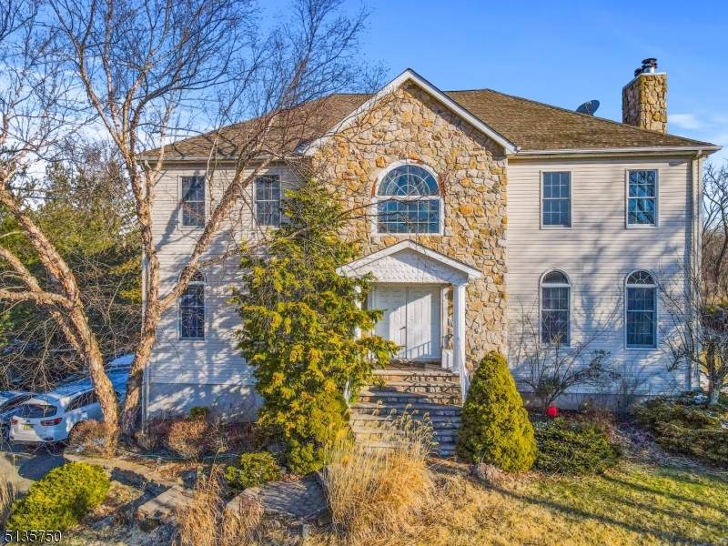 40 Horseneck Rd - Photo 1