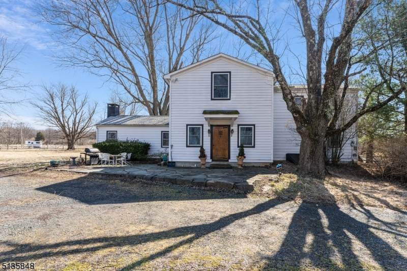 139 Locktown Rd - Photo 1