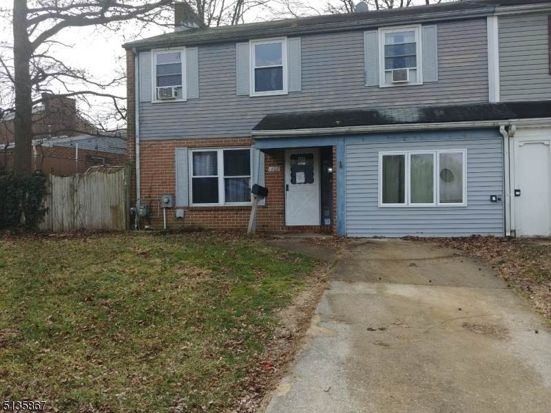 1808 Edgewood Pl - Photo 1