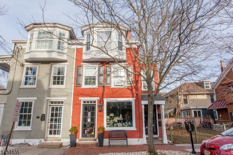 52 N Union St - Photo 1