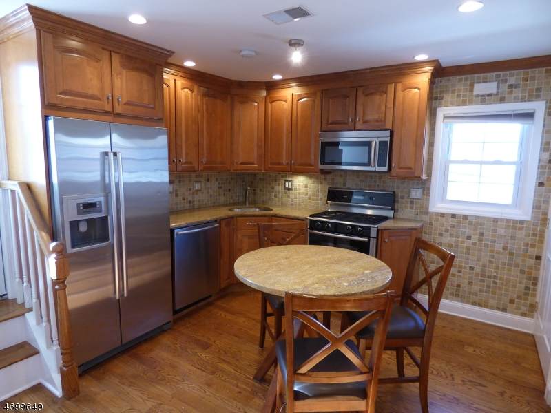 464 Meade St - Photo 1
