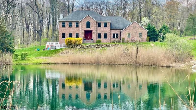 214 Old Turnpike Rd - Photo 1