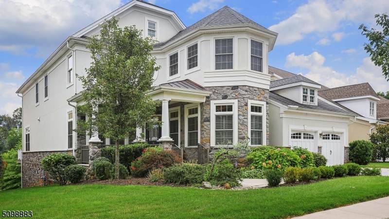 45 Betsy Ross Dr - Photo 1